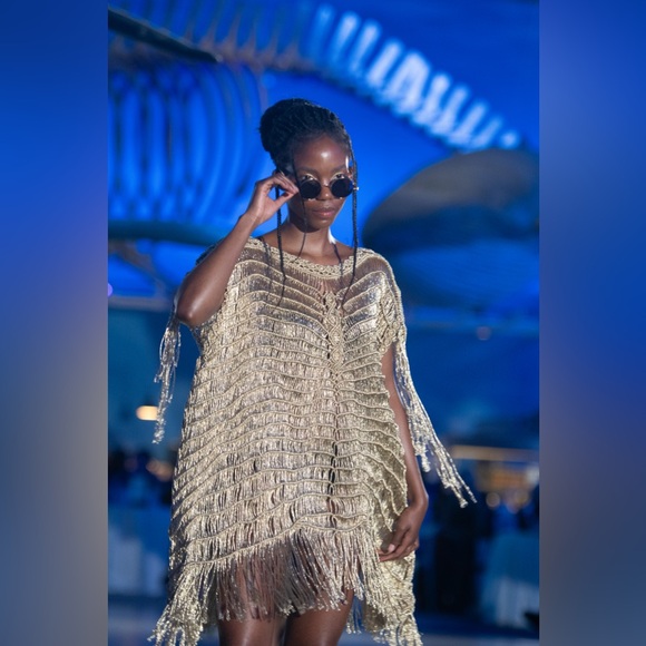 Original GoodVibeGoda Handmade Macramé Rope Elegant Gold Fringe Cover-Up Poncho - Picture 6 of 15